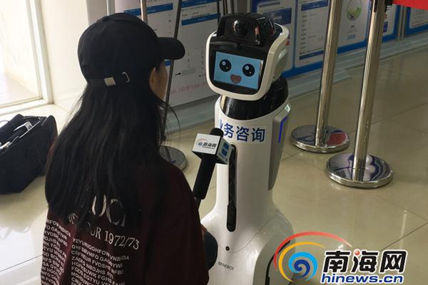 她凭啥成了“豪门收割机”_虚拟机挂机宝