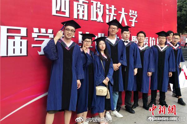 美媒骂特朗普时触犯“天条” 被吓得立刻道歉整改_9929访问稳定