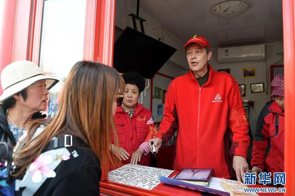 哪里可以开域名店铺_实时音视频云服务器