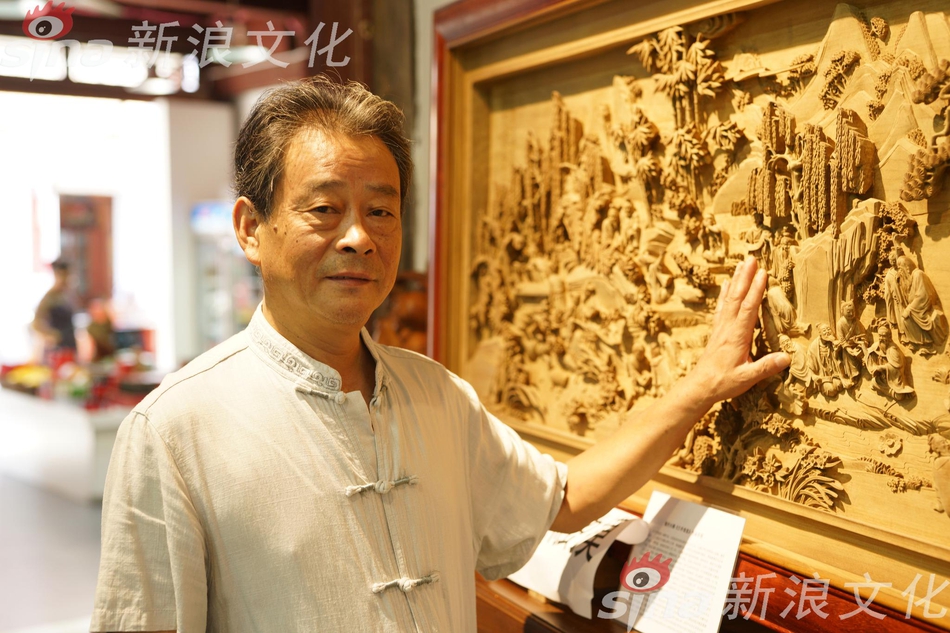 上万果粉借官微投诉 苹果售后服务遭质疑_9929路由追踪