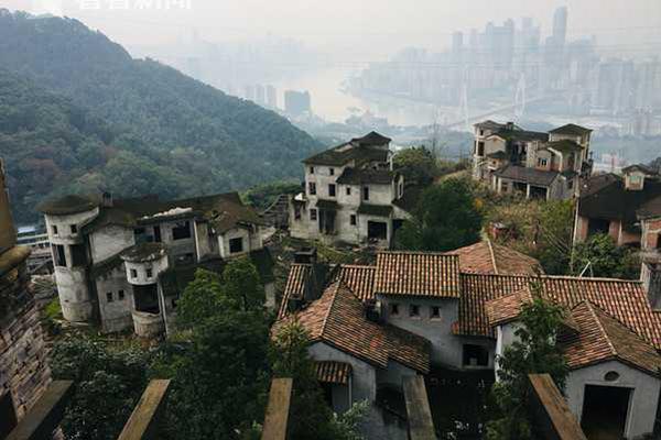 大象装上假肢,开心的像个几十吨孩子_云服务器监控