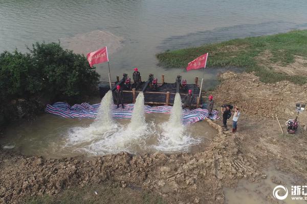他嚣张到拿仙露漱口,甩帝兵砸人_CN2服务器视频会议