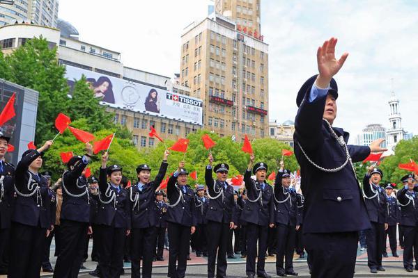 地球上还剩多少石油?储量最多的国家竟是——