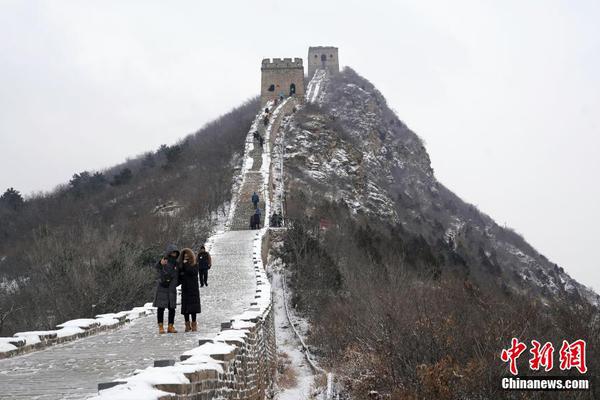 网友晒LOL职业选手颜值表引热议,其实这些选手还可一战!_CN2 GIA线路