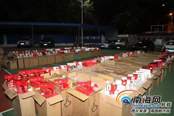 大学校园鲜花盛开 争奇斗艳_建筑设计云电脑