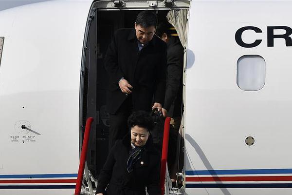 航拍江西新干壮观云海_云挂机