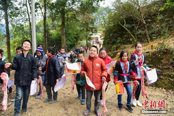 俄驻委内瑞拉大使馆:在委俄军不会干涉当地局势_挂机宝山东