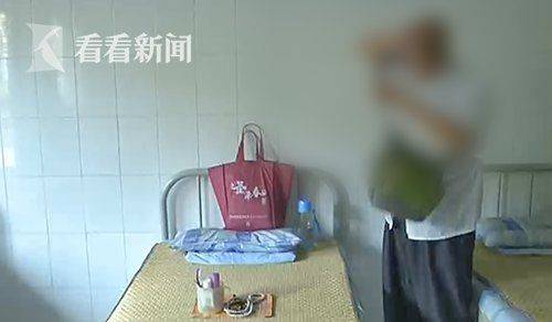 乌新总统:俄用护照诱乌公民是浪费时间