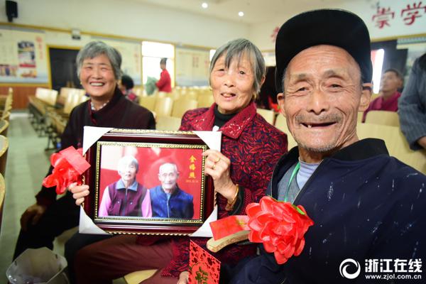 “许志安”式男人值得原谅么?_云服务器32核64G