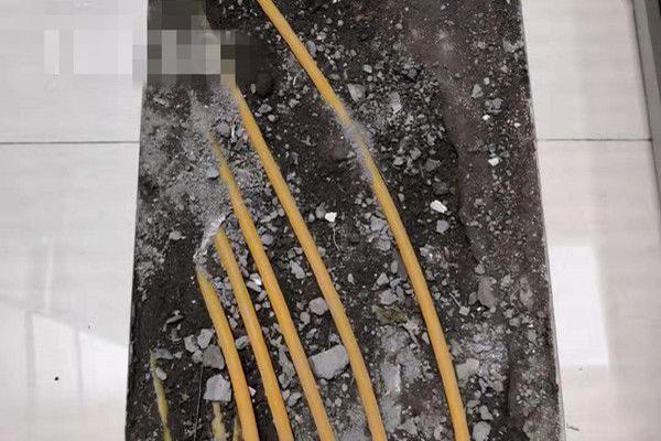 追梦格林被一把拉倒引发对喷_9929企业出海