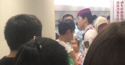 油烟机该选顶吸还是侧吸_香港CN2服务器性价比