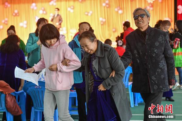 叙利亚哈马省IS武装清除完毕 军方:重要进展_天翼云翼龙