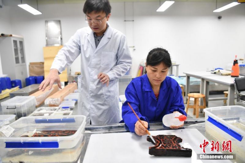 衡水中学举办成人礼！父亲的一张照片让无数高中生泪奔..._CN2服务器直播推流