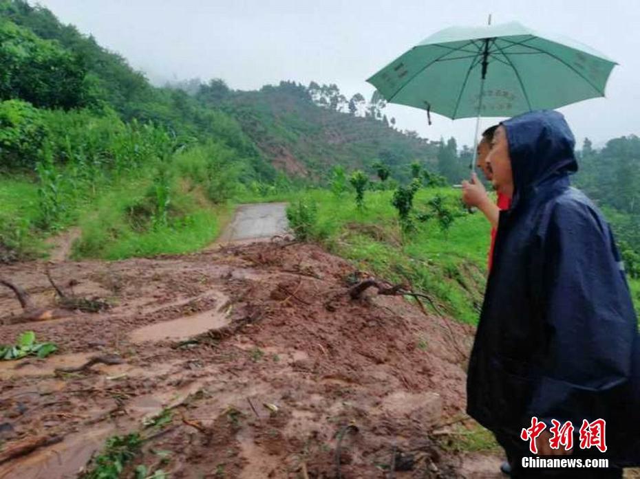 诗佳秀善蕙润防晒亮彩气垫粉底评测_移动云电脑