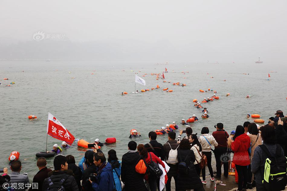 二度扬帆出海的昆虫无双——《地球防卫军：铁雨》评测