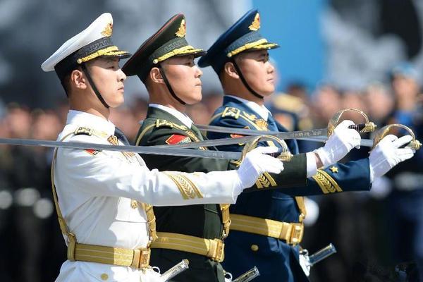 一架从重庆飞往多哈的卡塔尔航空公司客机因机械故障备降孟买_云服务器竞价实例