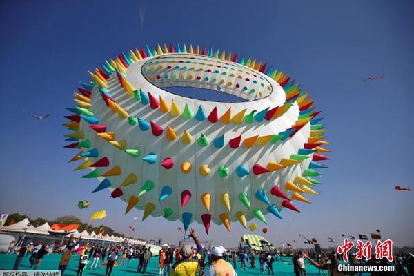 习近平出席第二届“一带一路”高峰论坛纪实_云电脑笔记本接入