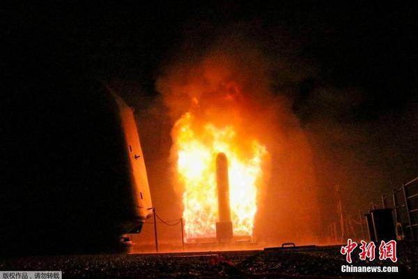 [专访]康劲：照片年卖百万_# 9929云主机相关关键词