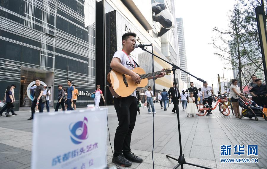 对赌的代价：冯小刚郑恺需补偿华谊近8800万