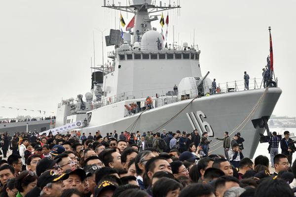 人民海军成立70周年海上阅兵（央视完整版）_CN2服务器服务商