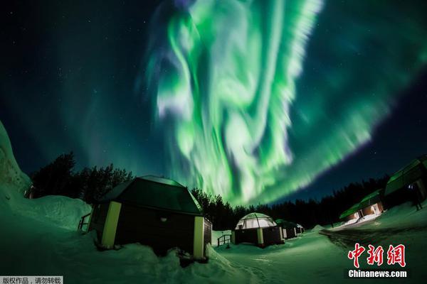春晚小品女王,地位不输赵本山,58岁开百万豪车住豪宅_CN2官网服务器