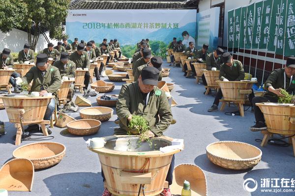 吉吉穿露脐装靓丽“炫腹”_9929远程开发