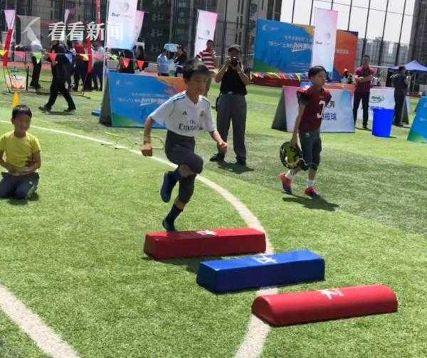 俄罗斯选出最美近卫军女战士_企业云桌面
