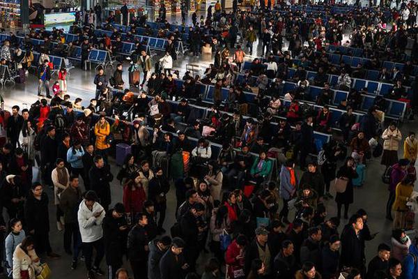 6只科创板基金今火爆开售 料2100亿公募资金候场_云服务器新用户优惠