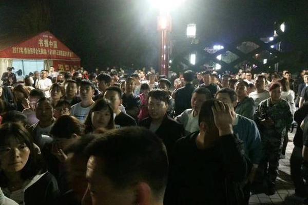 福田剥离宝沃聚焦商用车 今年第一季扭亏为盈_弹性云服务器