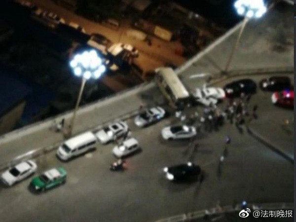 女大学生为同学挡8刀：我不冲上去 她可能就会死_上海云服务器