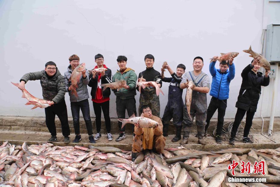 想看看未来的机场长什么样?网友:赶紧去中国吧_医疗云服务器