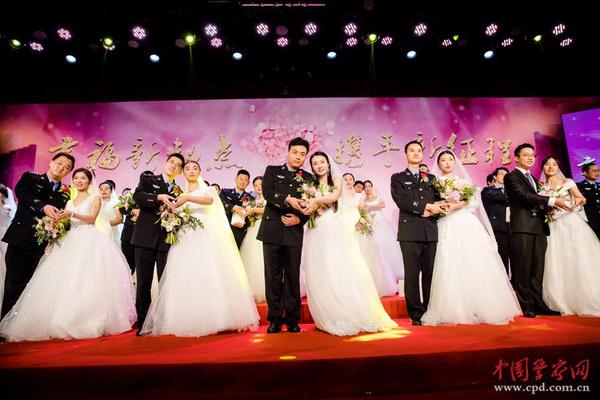 你认得出任课老师吗?大学考卷上的一道送分题