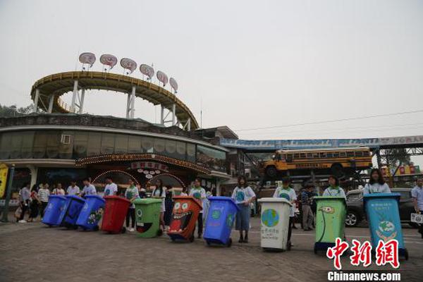 在域名店铺中怎么买域名_挂机宝批发