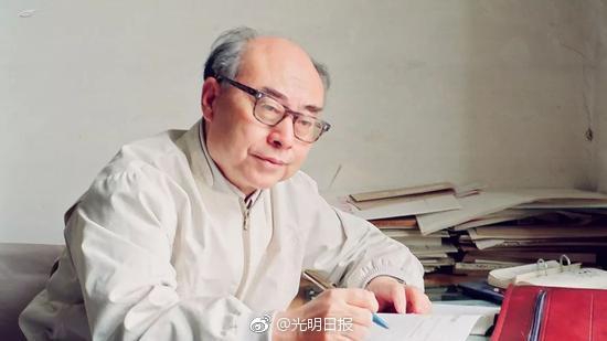 苍井空直播分娩老公罕见出面受访：她随时会生_CN2服务器常见问题