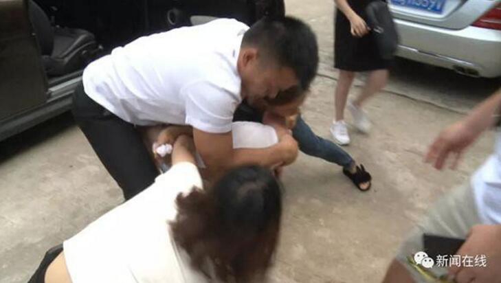 中国式相亲背后:讲户口、讲房产,就是不要讲感情_云电脑客户端