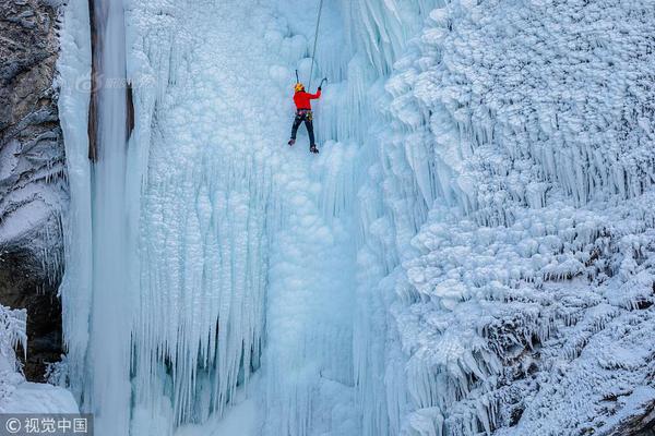 连媒：一方中场差国安一个档次 U23条款是一方硬伤_挂机宝多开
