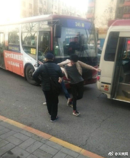 明明：如何看待美元强势和美国一季度GDP超预期？_云数据库