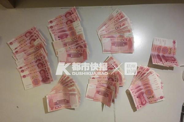 靠脸上位,是对他最大的羞辱_挂机宝抢购脚本
