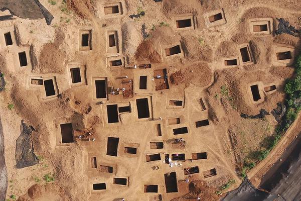 美军叫嚣将增加穿越台湾海峡频率_9929季付