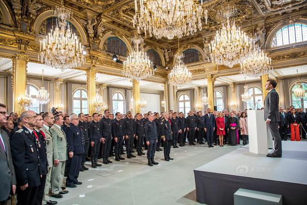 云服务器购买及项目部署流程_挂机宝怎么用