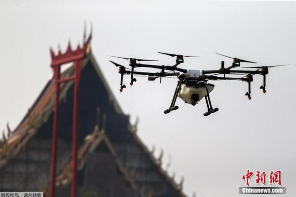 唐嫣江疏影都爱穿的“心跳裙” 有什么诱惑力?_挂机宝怎么用
