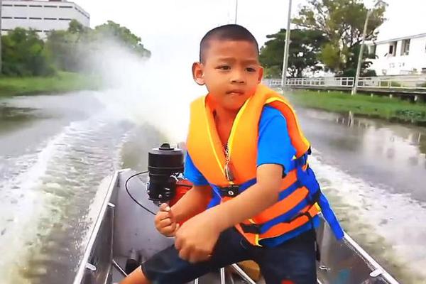 综述:巴特勒爆发76人扳回一城 掘金擒开拓者总分1-0_9929移动用户