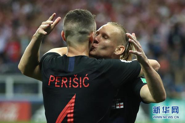 粉丝演唱会上求婚 王力宏焦急围观：不要挡到我