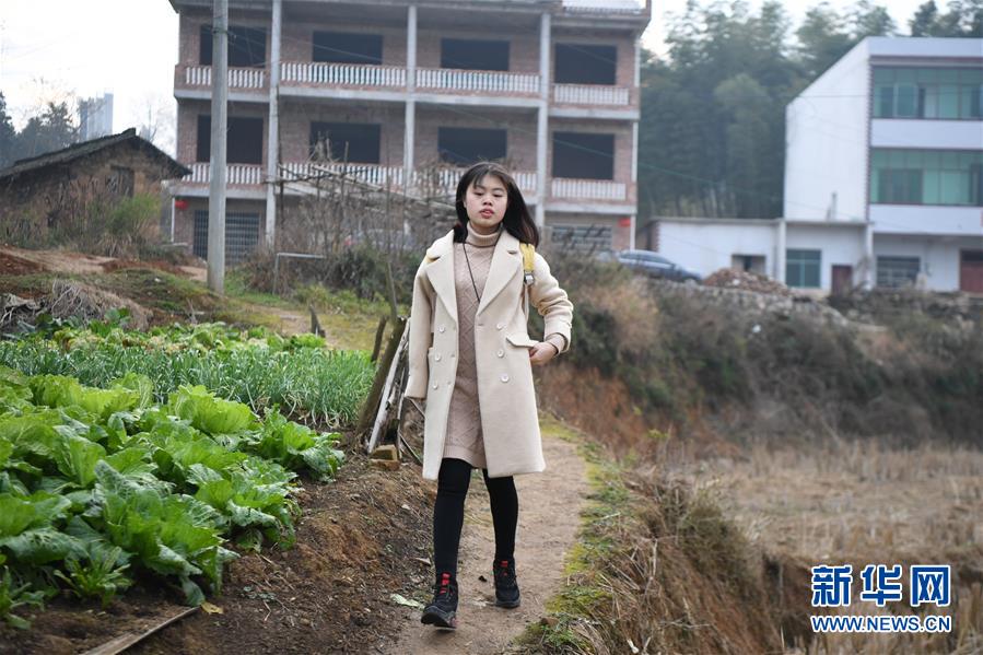 格力业绩跳水 机构评级卖出:亿万富豪董明珠如何安内?_CN2服务器推荐