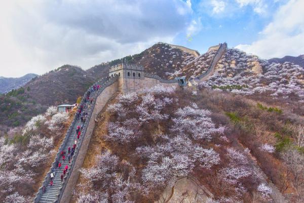 与韩国瑜同台完毕 郭台铭赴美将与特朗普会谈_9929好用吗
